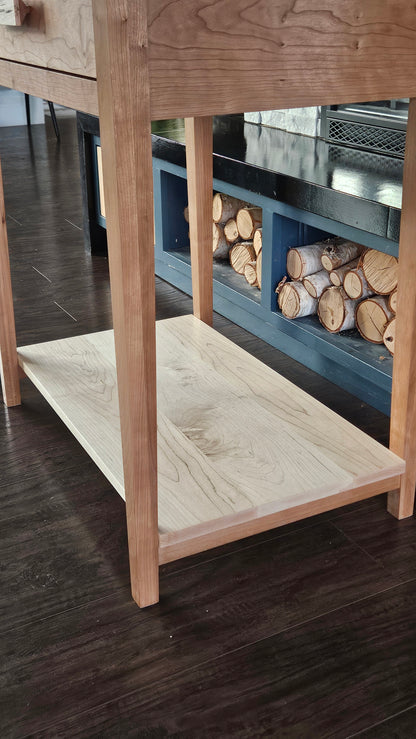 Shaker Style End Table